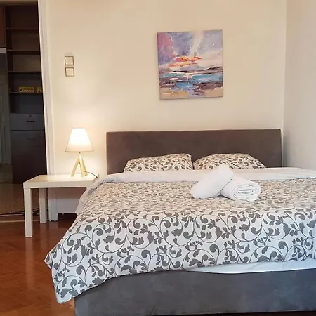 Teal - Center, 4 Bd, 2 Bath Atenas
